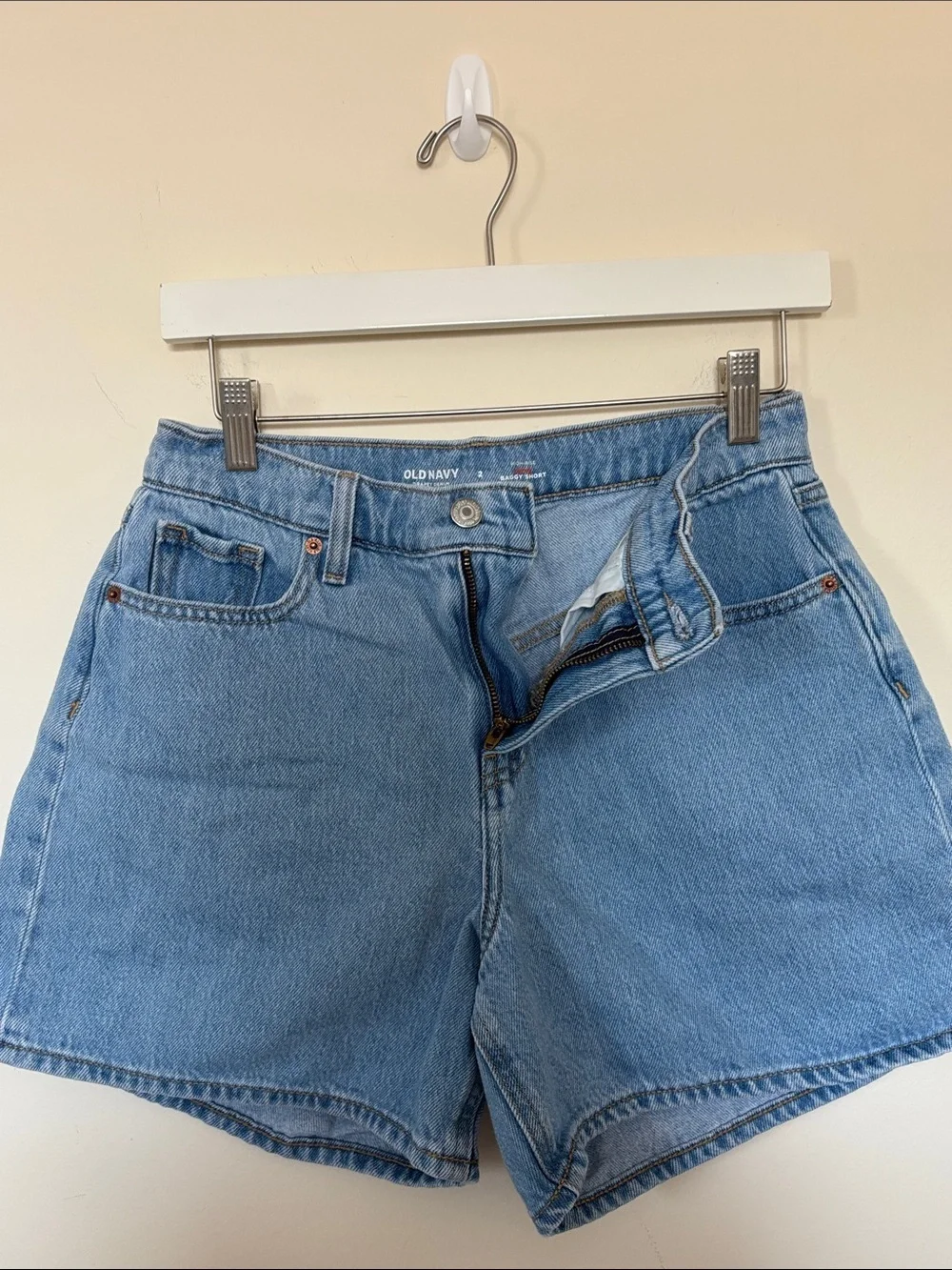 Old Navy classic light